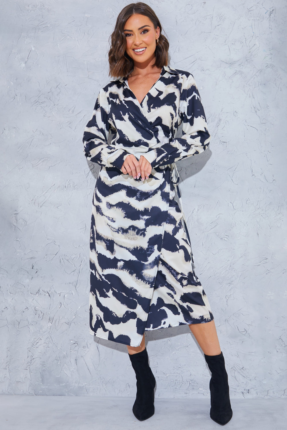 Monochrome Abstract Print Wrap Collared Midi Dress