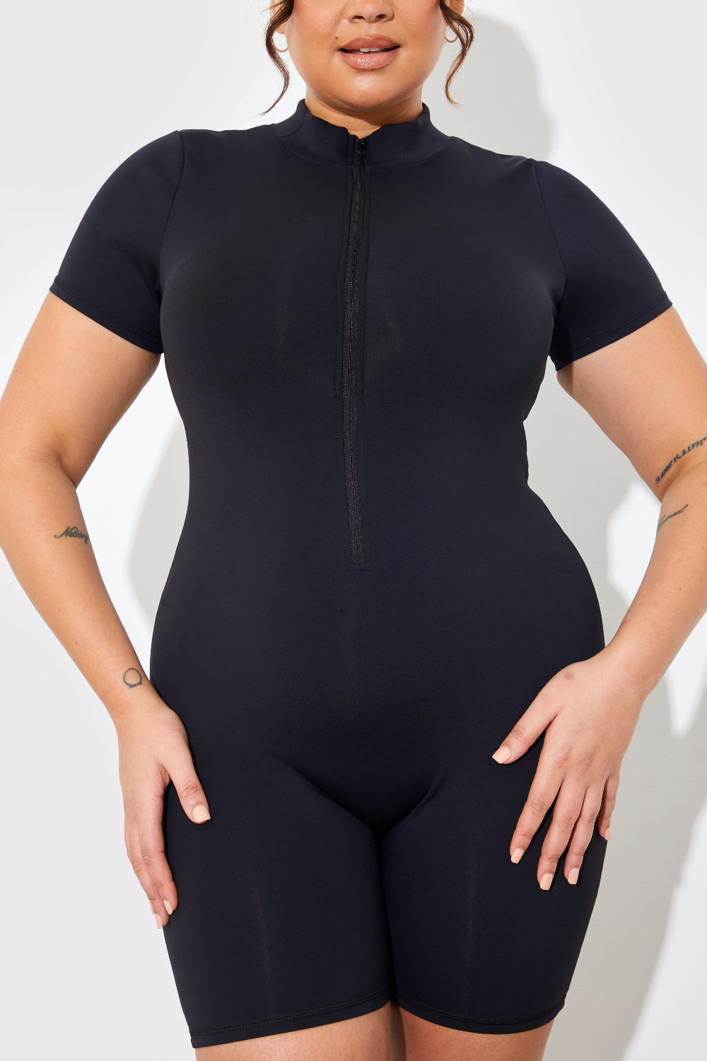 Contour Built-In Bra Short Sleeve Short Leg Half Zip Unitard