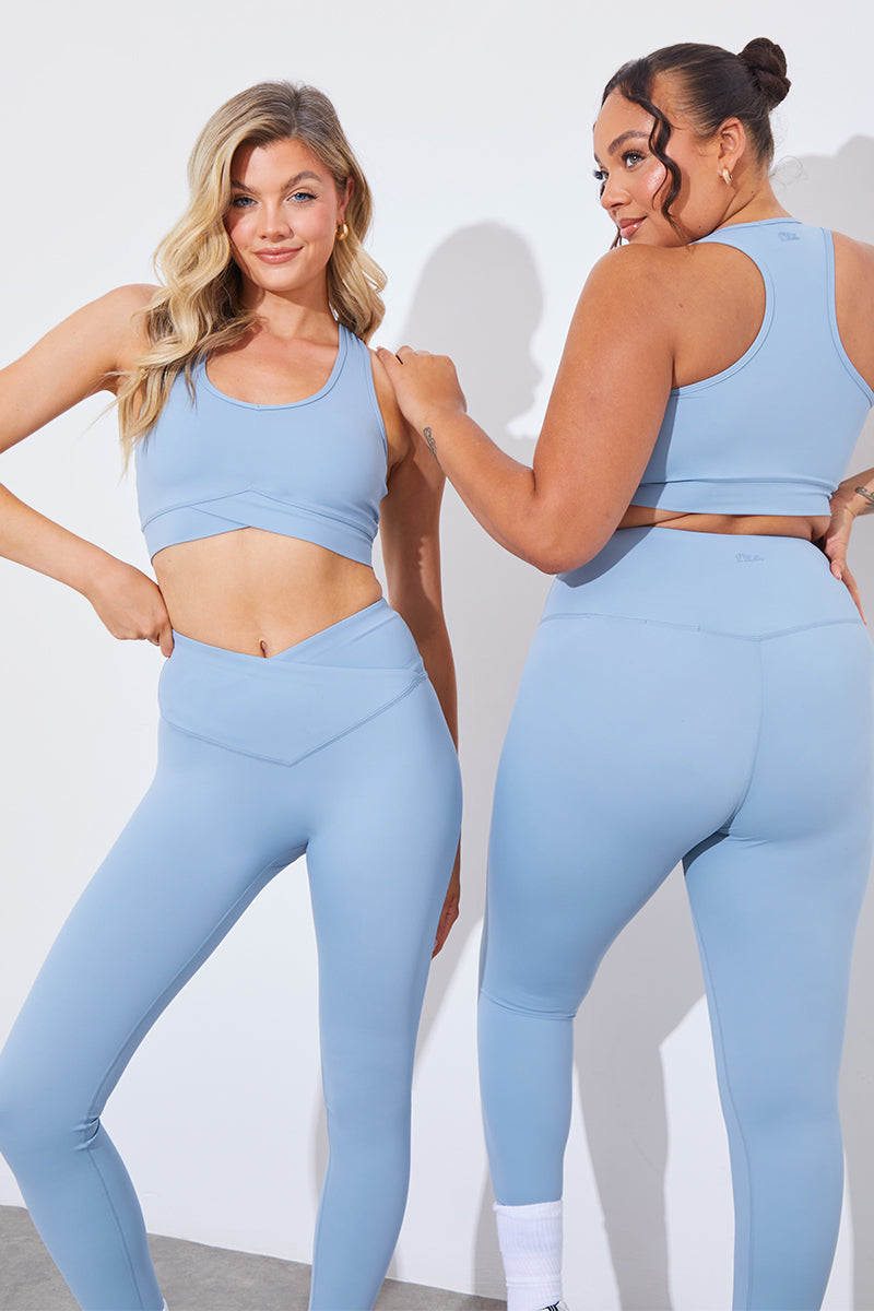 Soft Touch Cross over Band Detail Medium Support Sports Bra