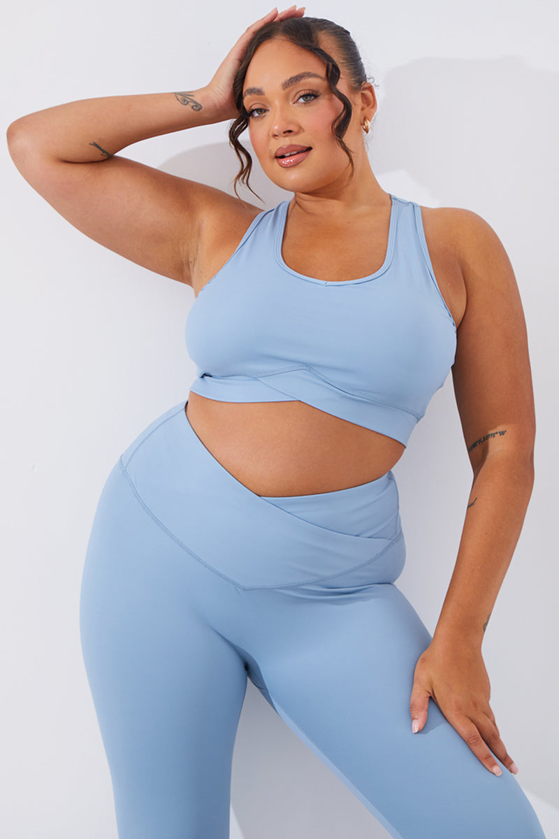 Soft Touch Cross over Band Detail Medium Support Sports Bra