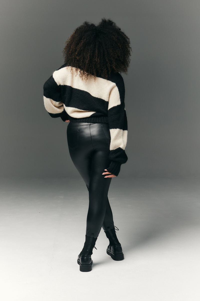 Perfect Sculpting High Waisted Leather Look Leggings With Back Pocket