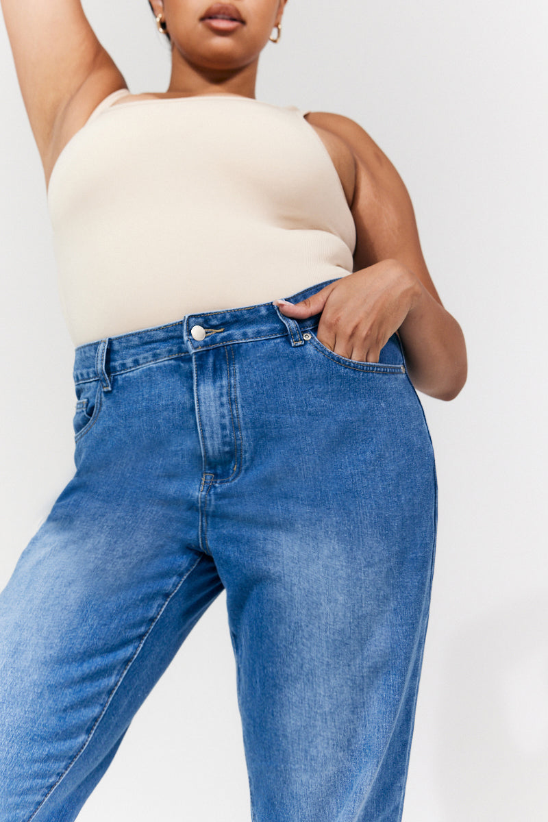 Sofia Straight Leg Mom Jeans