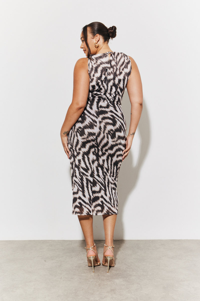 Magic Sculpting Mesh Ruched Detail Bodycon Midi Dress