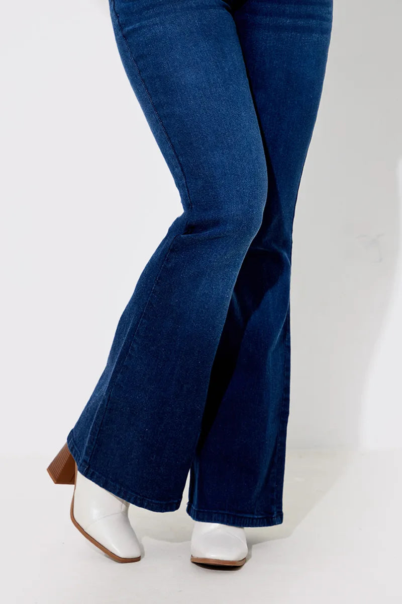 Flared Jeans